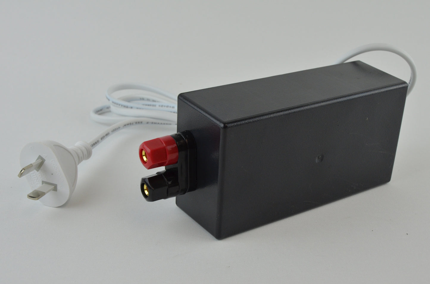 Embedder transformer 12v ac